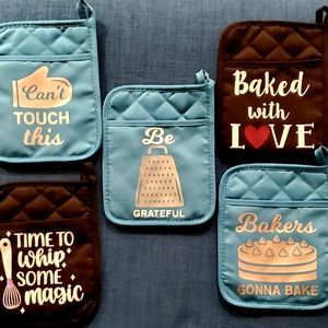 《Ovenmitt & Spatula》personalized & woodburned